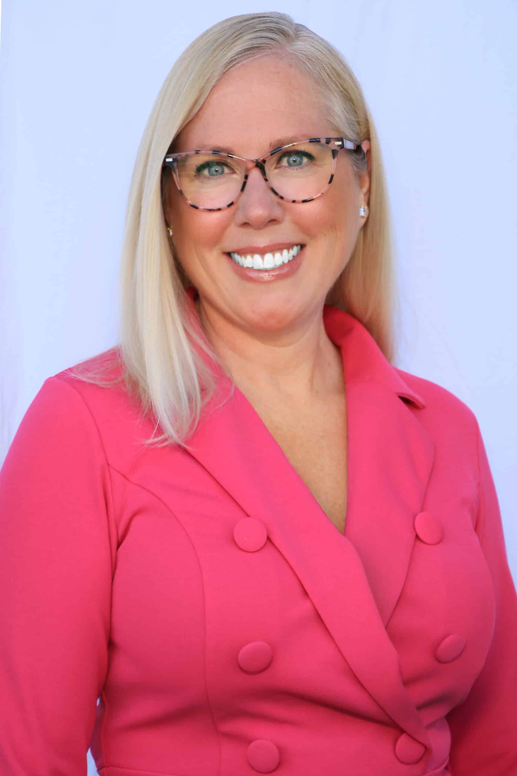 Erin Rohlfing Endometriosis Treatment Center Of America Erin rohlfing endometriosis treatment center of america